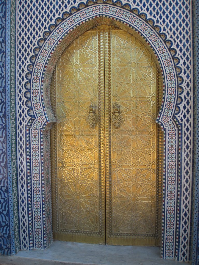 03-Door detail.jpg - Door detail